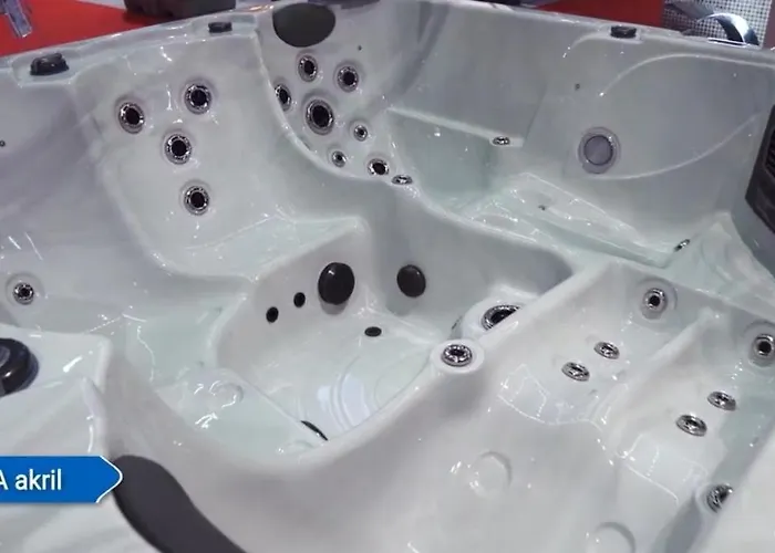 Zanic Crikvenica With Hot Tub, Jacuzzi *