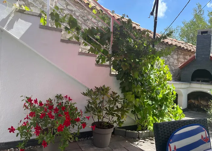 Zanic Crikvenica With Hot Tub, Jacuzzi Apartamento *